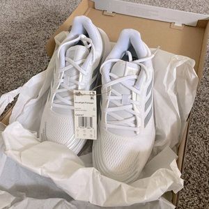 Adidas Novaflight Primegreen